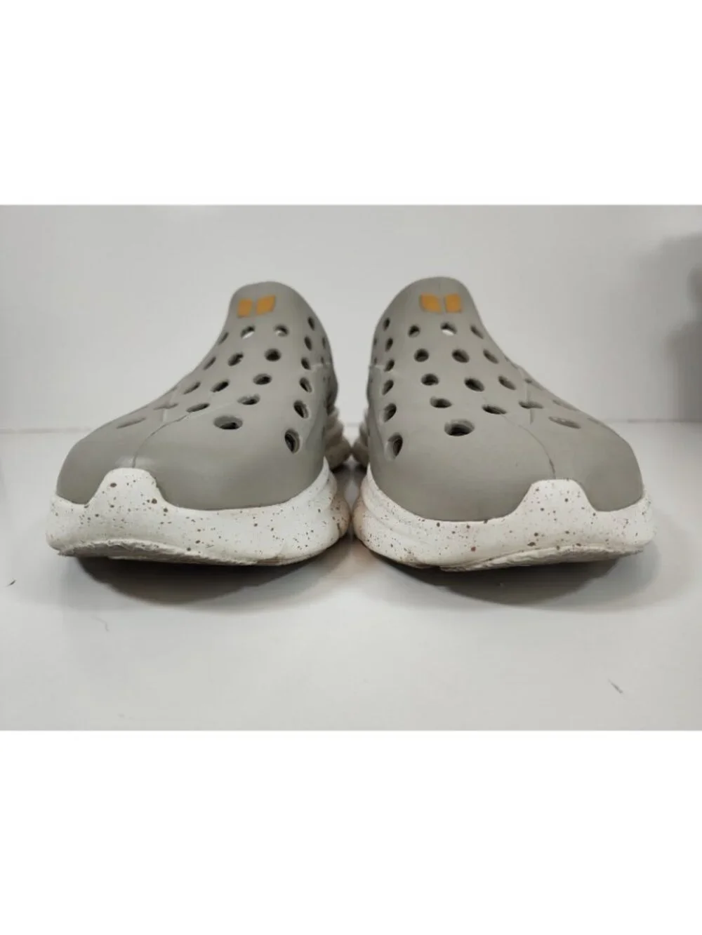 Kane Revive Active Recovery Shoes Men's 11 Gray Speckled Post Workout - Picture 3 of 9